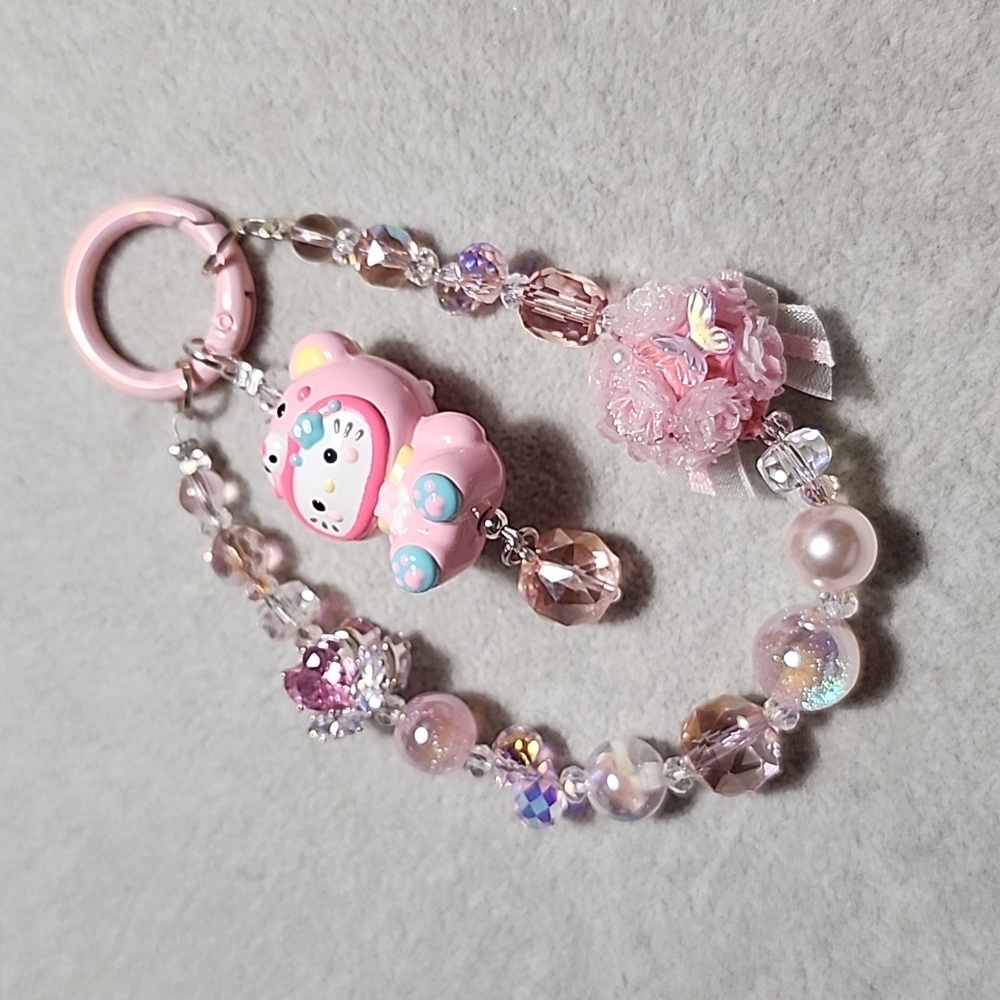 Handmade Hello Kitty Keychain - Picture 3 of 3